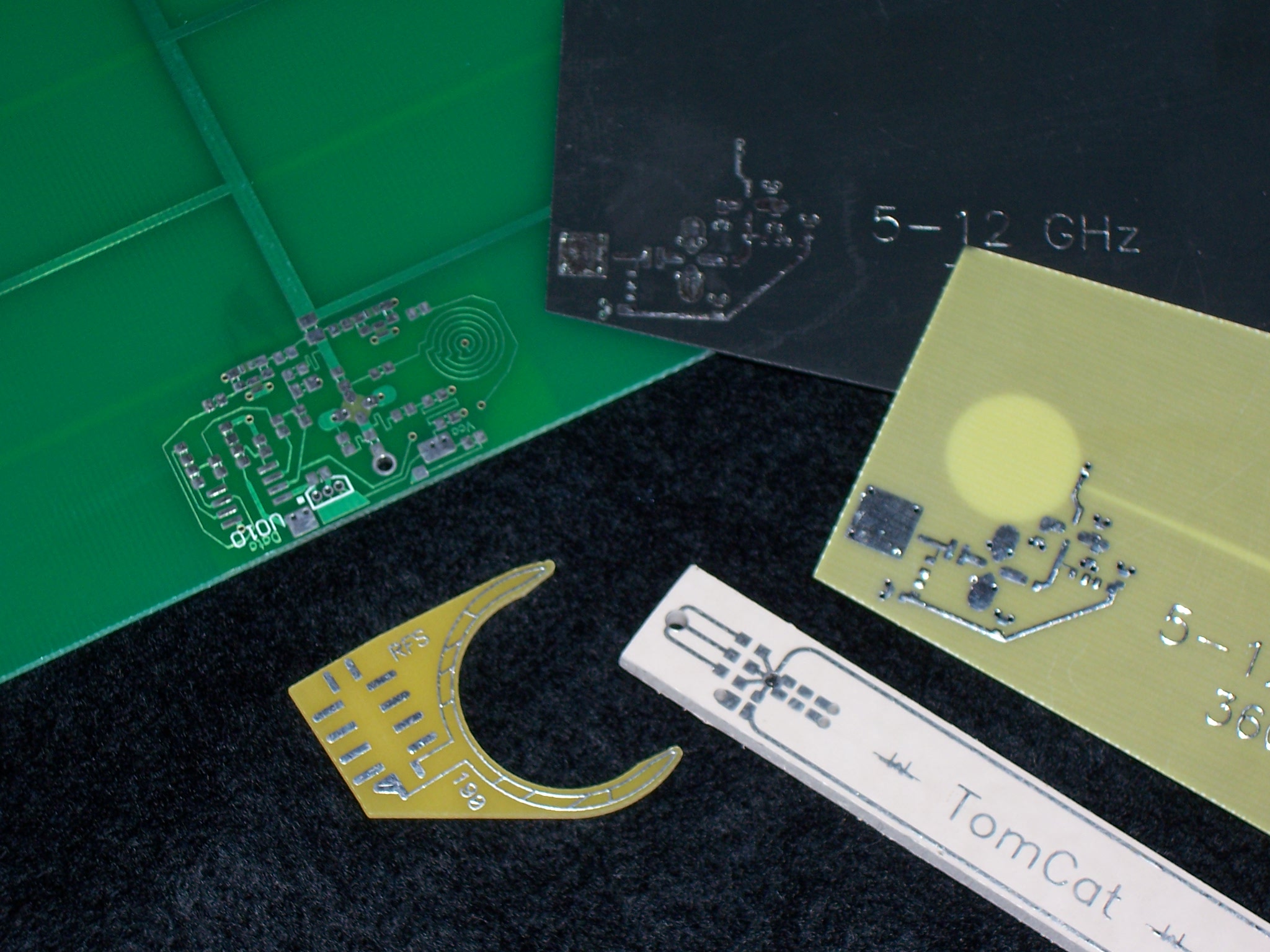 PCB antenna circuits, antenna artwork